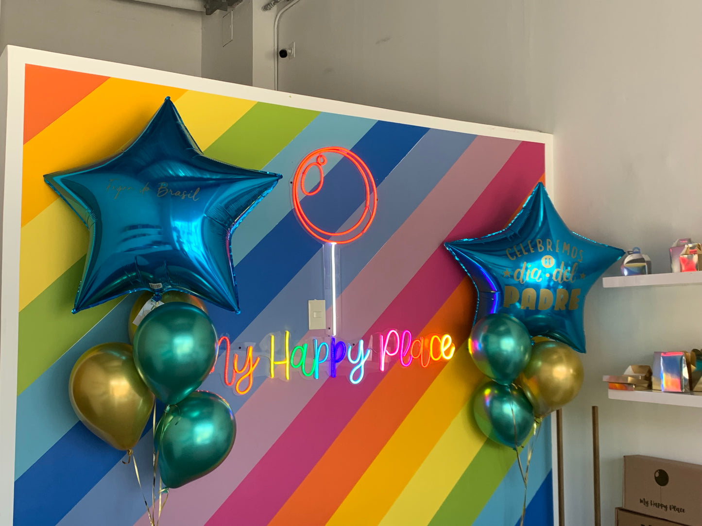 Globo Estrella y 4 Látex Metálicos